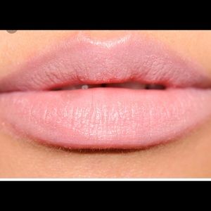 MAC casual color beautiful nude pink